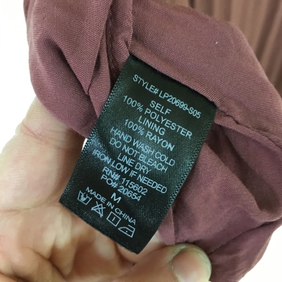 Lux Sleeveless Pleated Mauve Romper - Picture 5 of 5